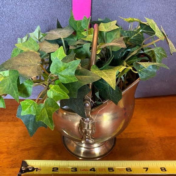 **SOLD**SOLD**SOLD**SOLD**Vintage brass coal ash scuttle, fireplace bucket - Picture 11 of 11